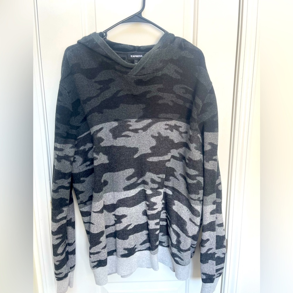 Like New! Mens EXPRESS Hoodie Sweater